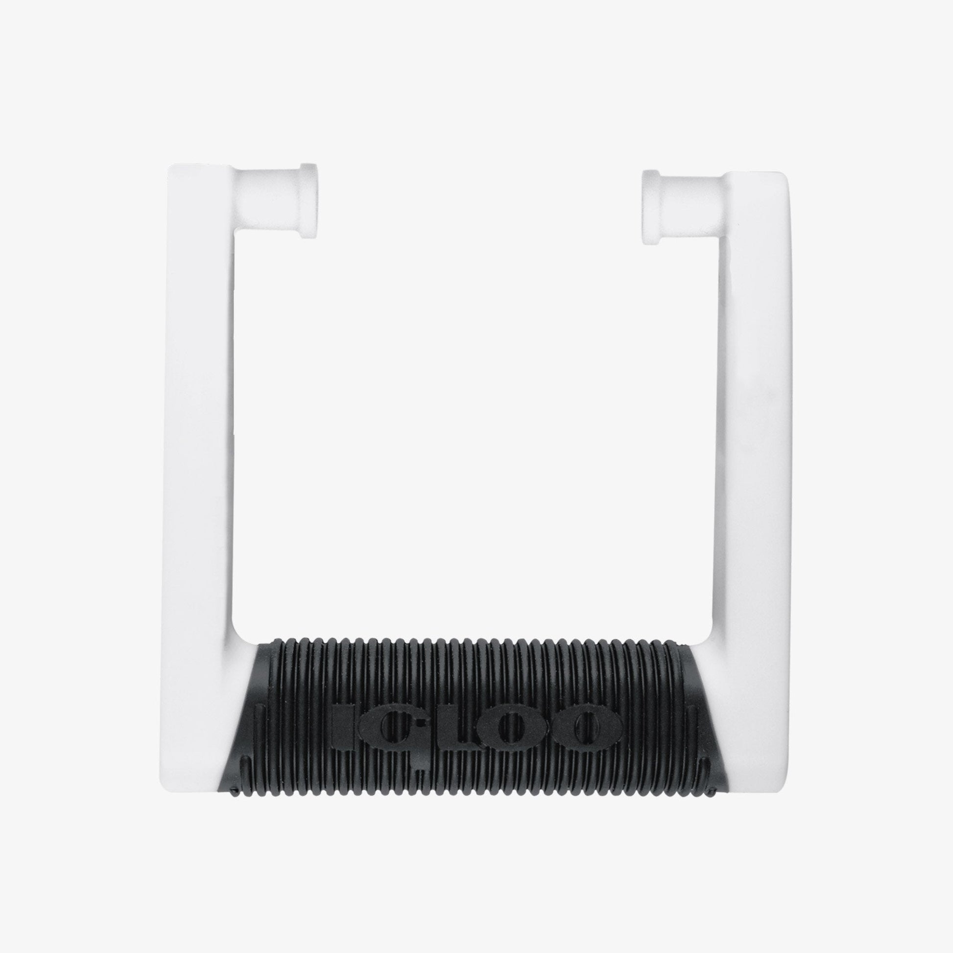 comfort-grip-swing-up-handle-for-94-100-qt-coolers-v1 00009004-V2.jpg