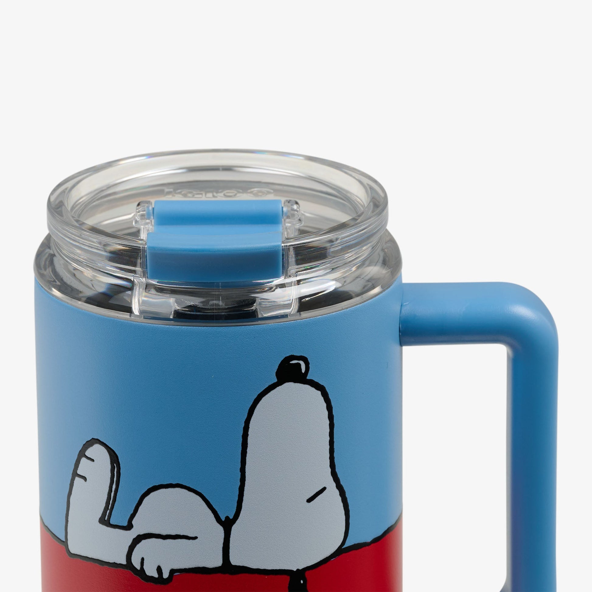 snoopy-s-doghouse-32-oz-travel-mug-j5 00027941-L.jpg