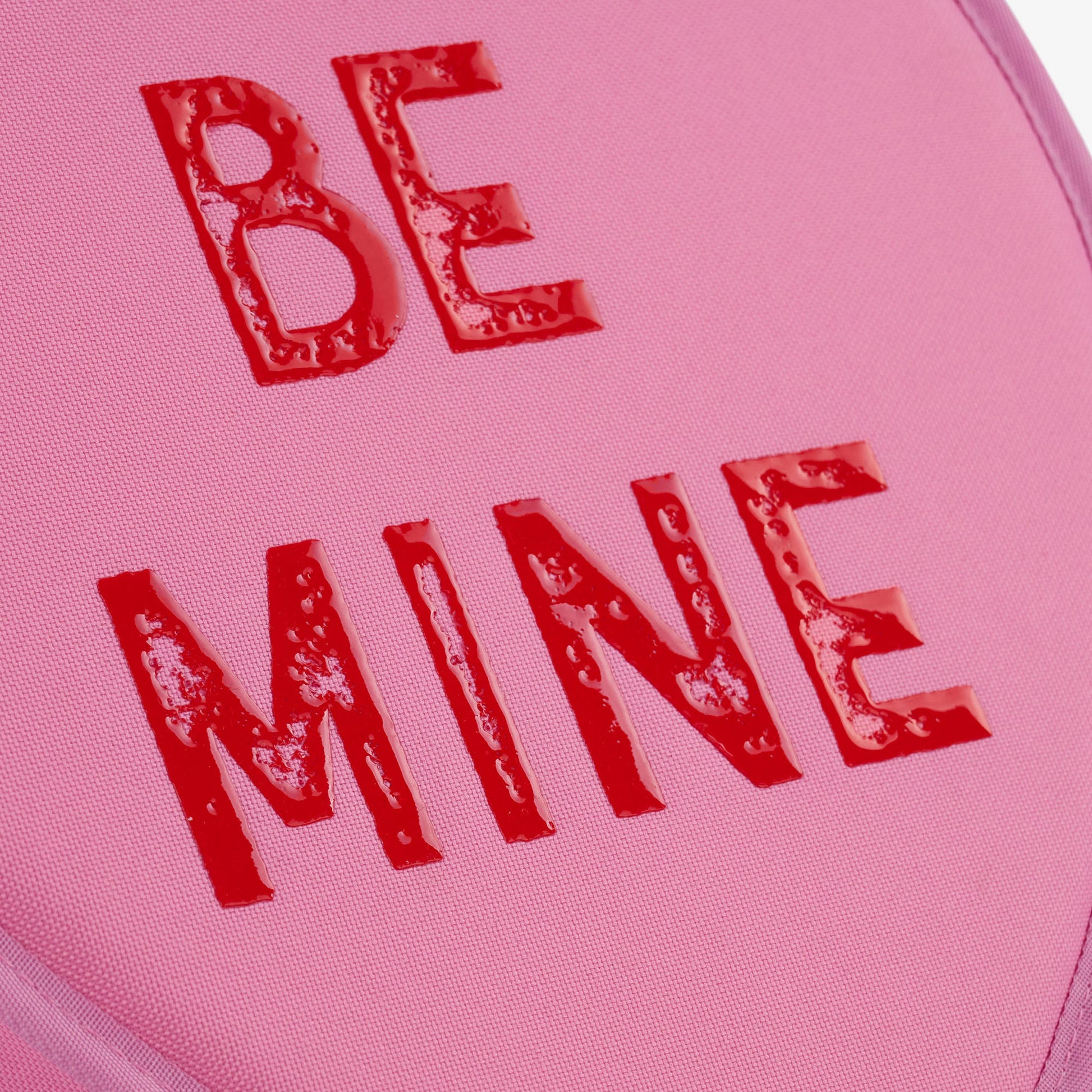 sweethearts-candies-be-mine-cooler-bag-r1 00028028-ART.jpg