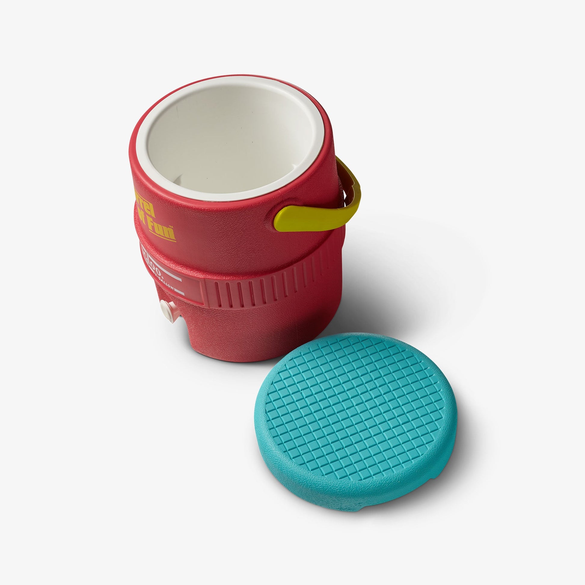 retro-barrel-of-fun-2-gallon-jug-x1 00031410-O2.jpg