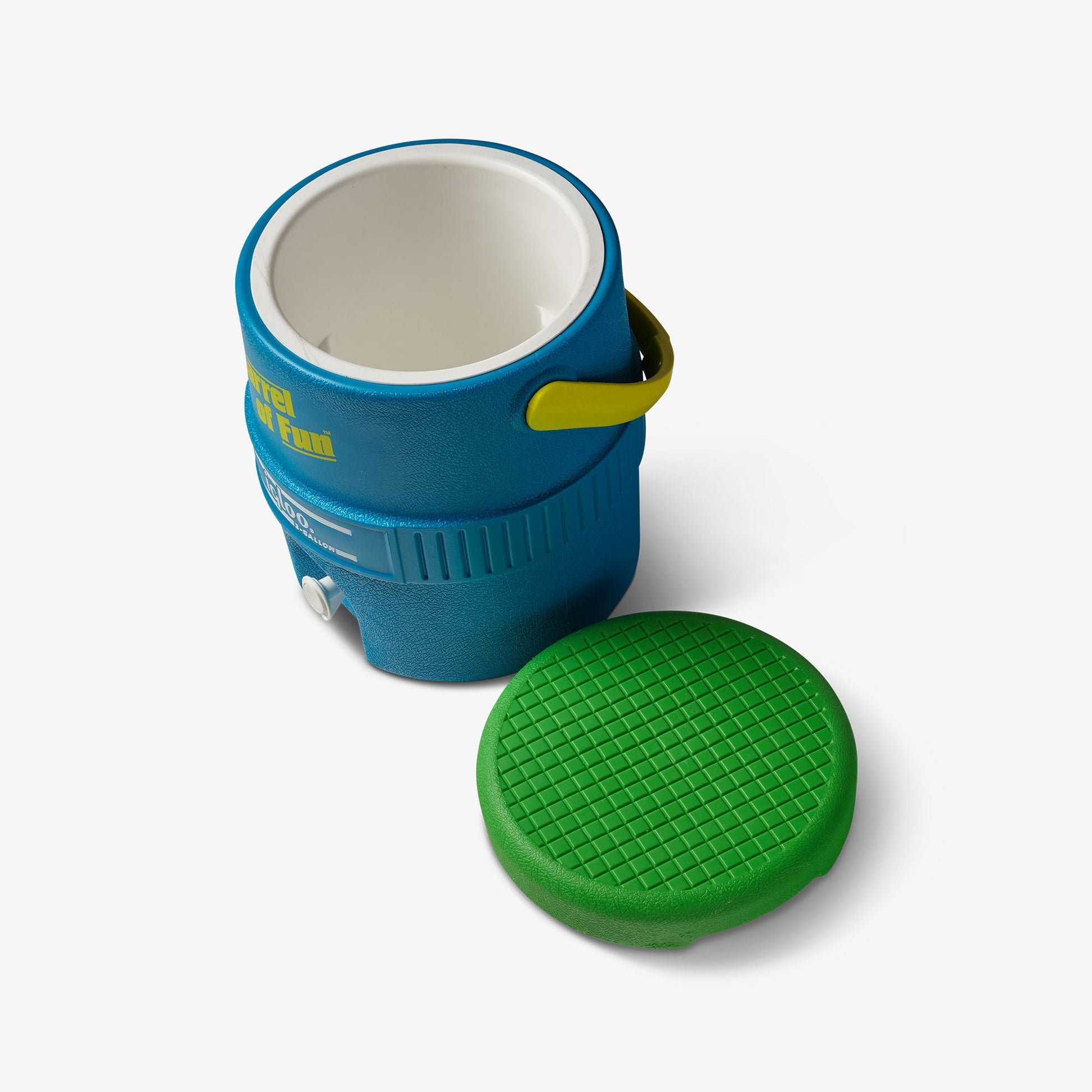retro-barrel-of-fun-2-gallon-jug-x1 00031412-O2.jpg
