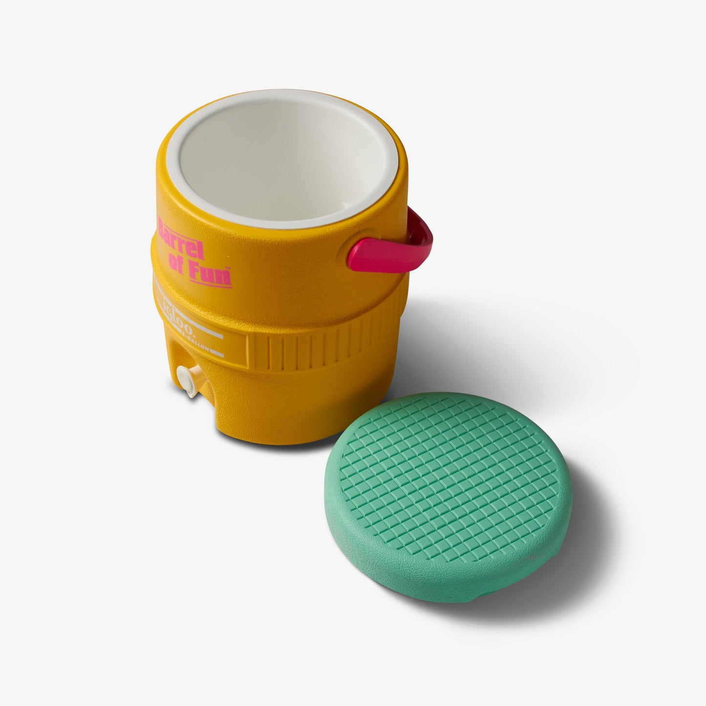retro-barrel-of-fun-2-gallon-jug-x1 00031416_3.jpg