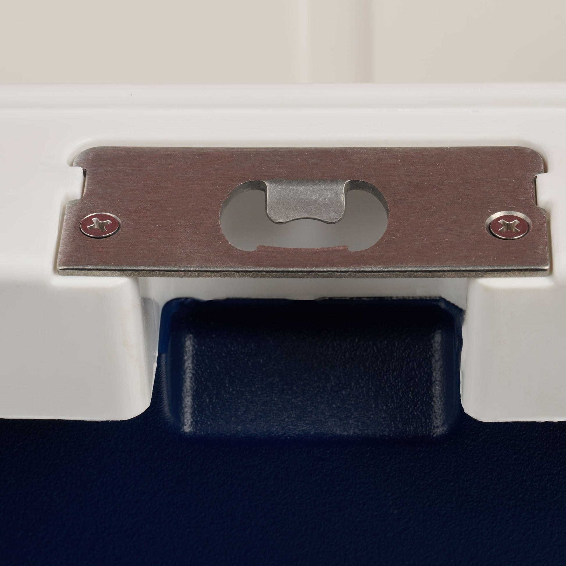 trailmate-25-qt-cooler-r3 00033130-BO.jpg