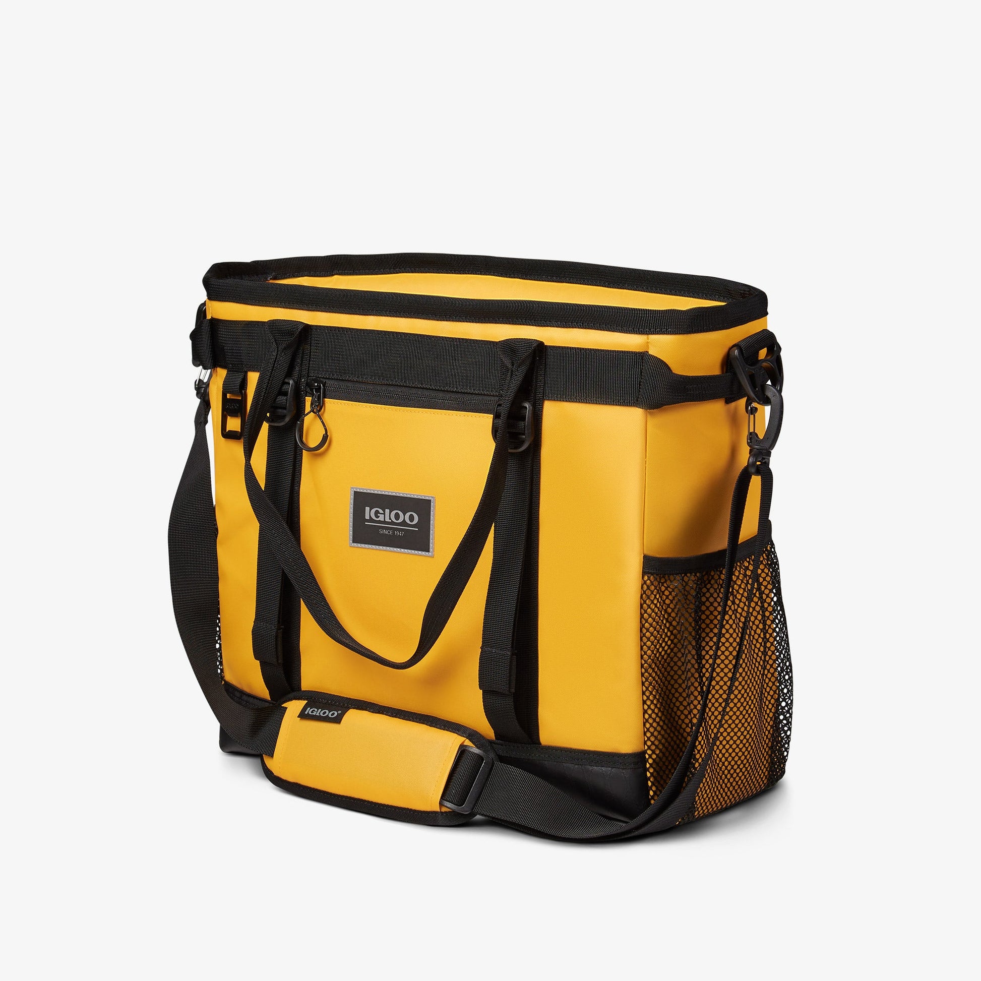 pursuit-30-can-tote-n5 00065993_2.jpg