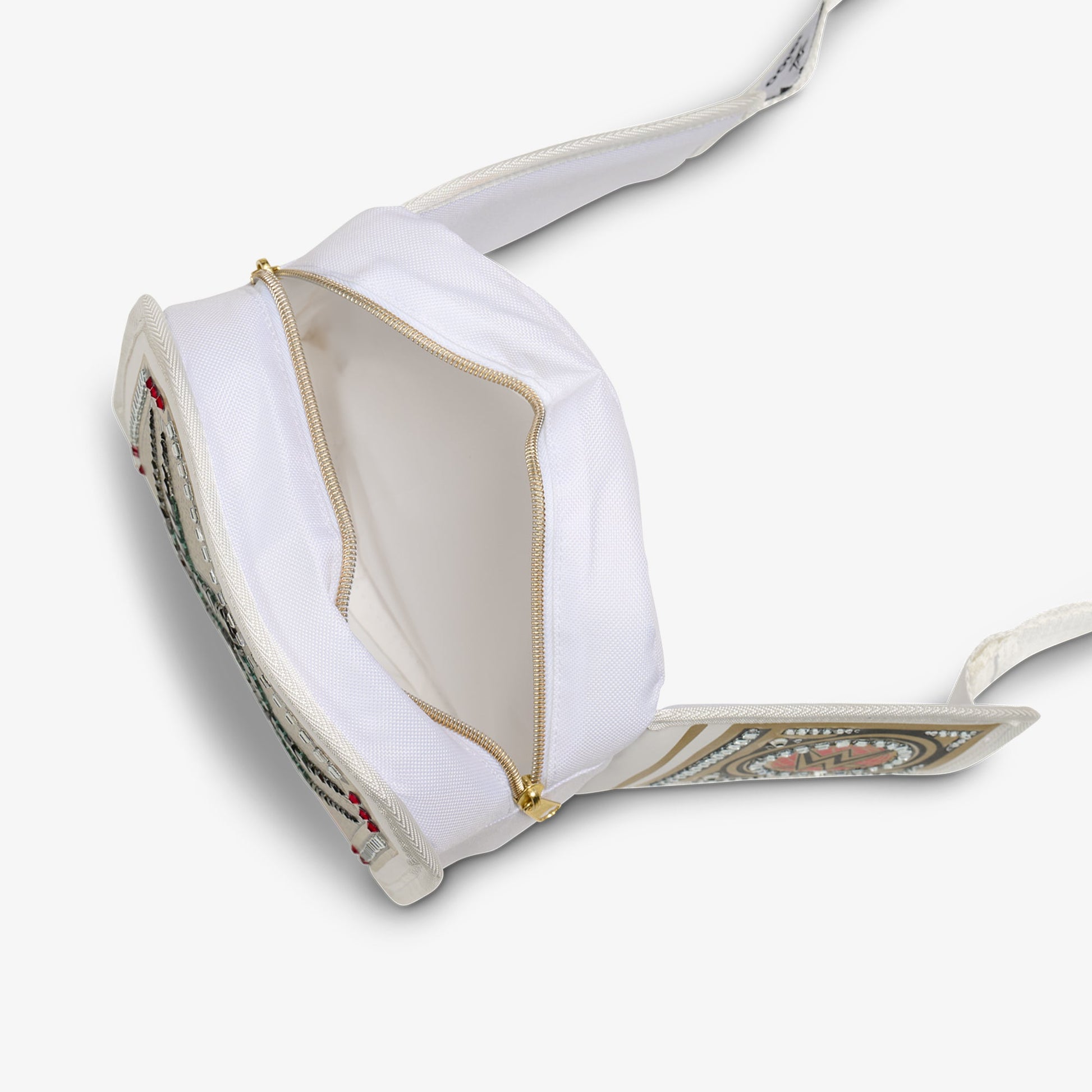 wwe-women-s-championship-fanny-pack-e4 00066640-O2.jpg