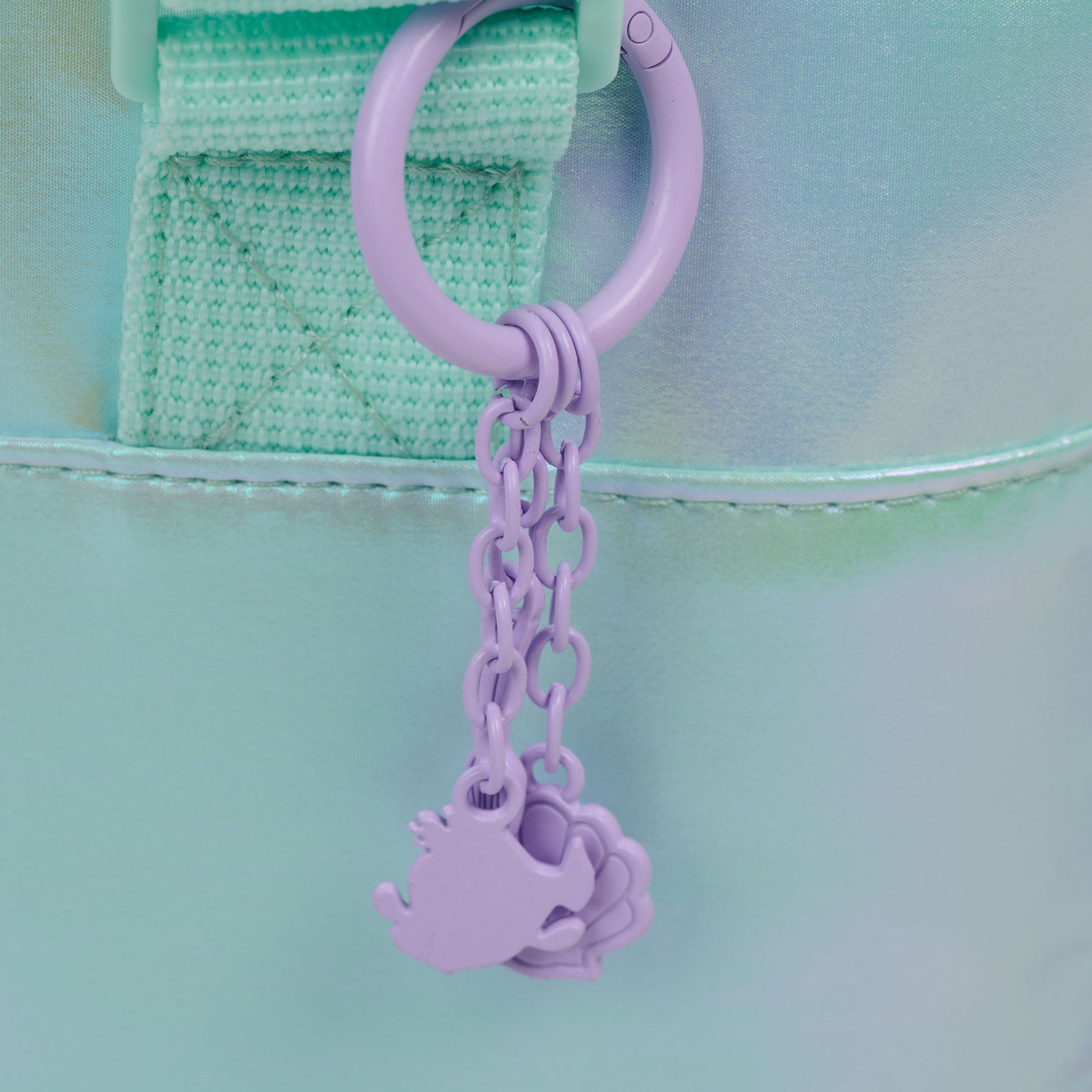 disney-the-little-mermaid-seashell-square-lunch-cooler-bag-r6 00066647-Z1.jpg
