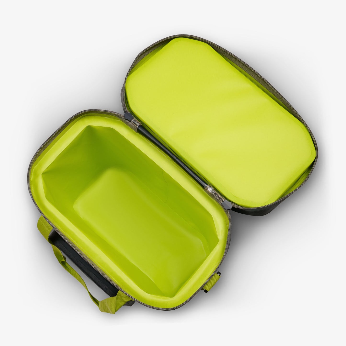 trailmate-36-can-cooler-bag-y2 00066773-O3.jpg