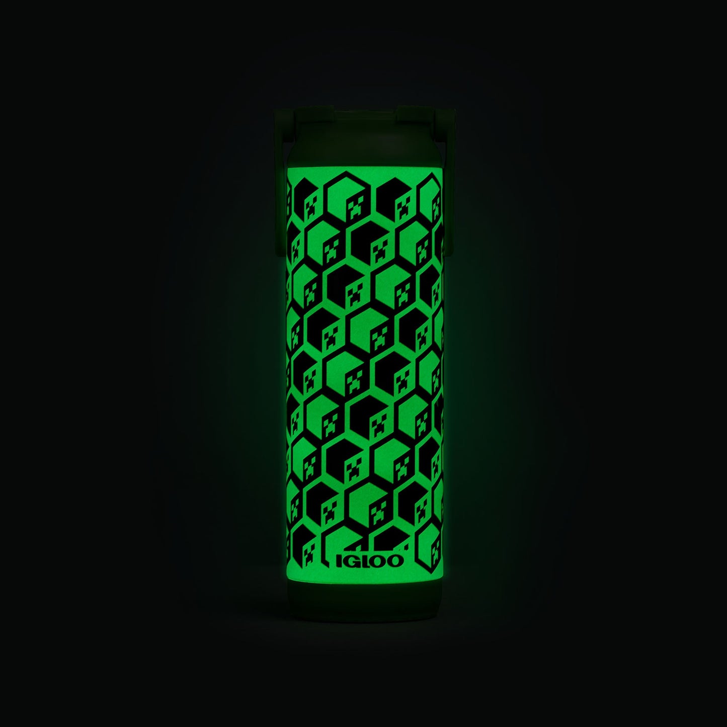 minecraft-creeper-glow-in-the-dark-20-oz-bottle-w6 00071605-GLF.jpg