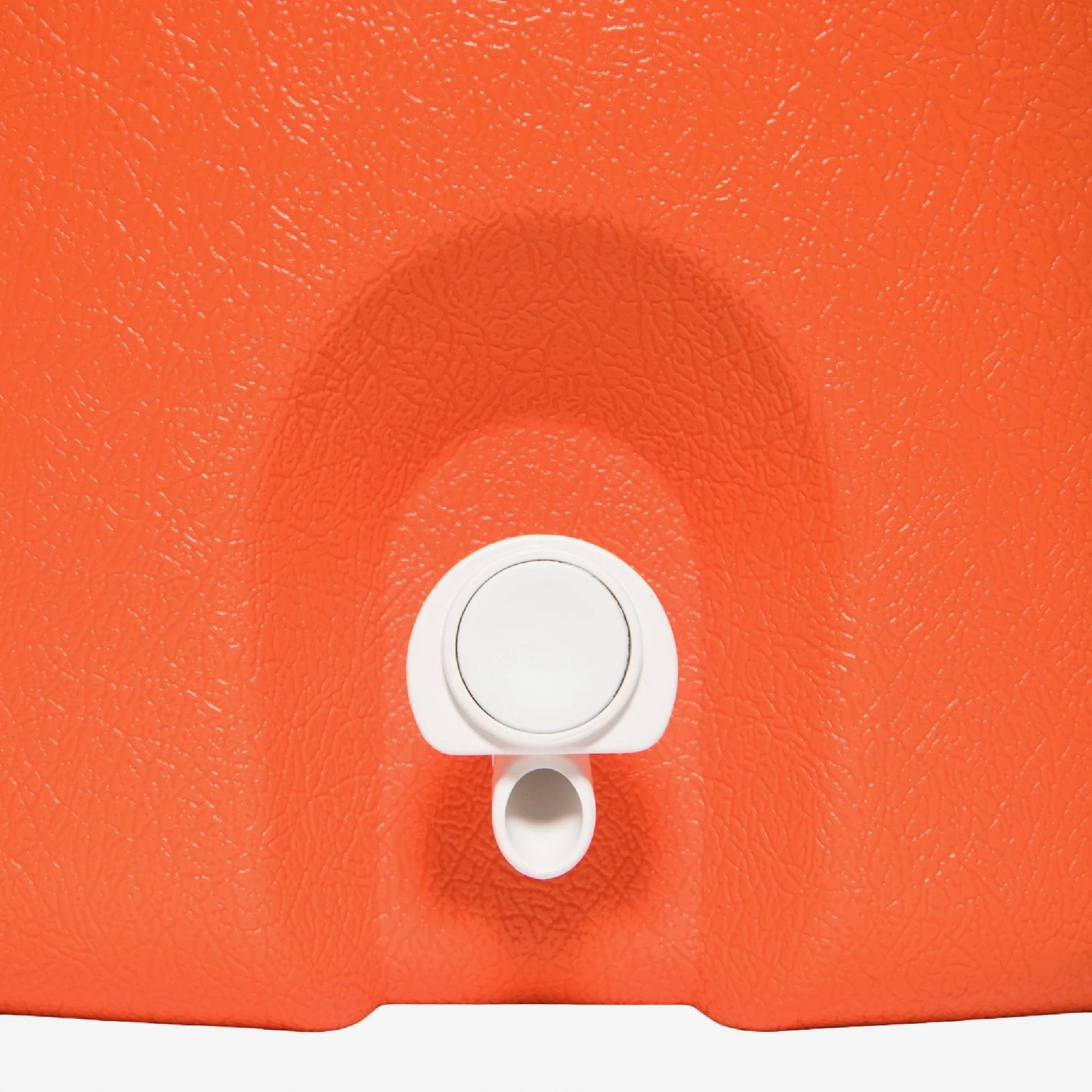 10-gallon-seat-top-water-jug-with-cup-dispenser-h3 42021-10-gallon-seat-top-water-jug-with-cup-dispenser-orange-detail.jpg